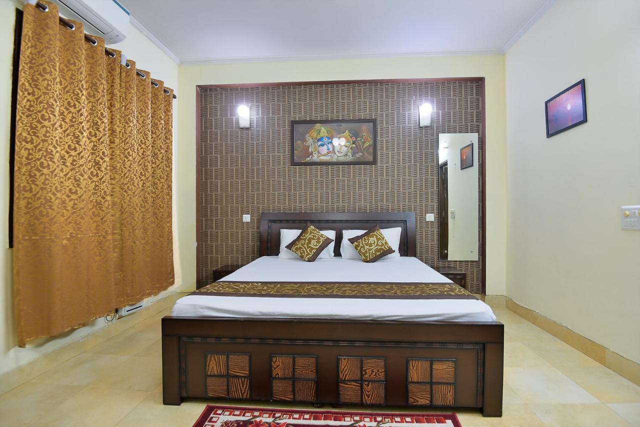 Studio Serviced Apartments Near Fortis Hospital 구르가온 외부 사진